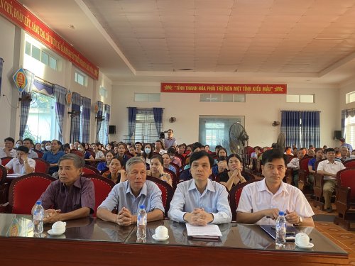 ef91583c2590e1ceb881.jpg