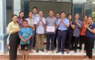 MTTQ và các ban ngành trao hỗ trợ tiền làm nhà cho hộ nghèo năm 2023