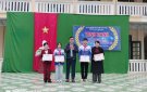 Khen thưởng đột suất cho học sinh và giáo viên Trường THCS Cẩm Bình đạt thành tích trong kỳ thi học sinh giỏi cấp tỉnh năm học 2024-2025  